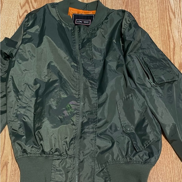 Lon NYC across the pond Jacket size medium - Picture 2 of 8